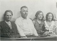 Mary Roman, Anthony, Julia & Kay