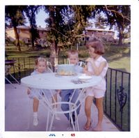 Suzy Dan and Deb Green.jpg